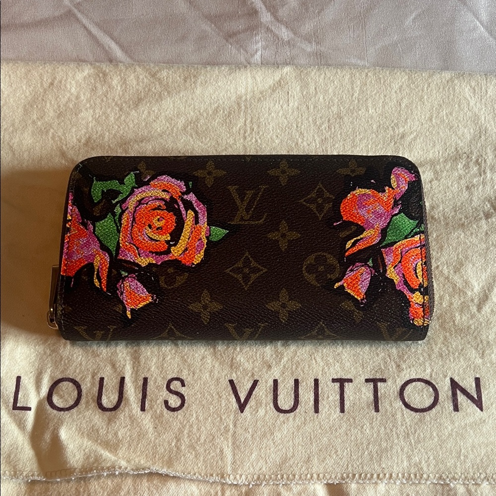 ✨Louis Vuitton Floral Wallet - Brown and Pink✨ - Picture 2 of 16